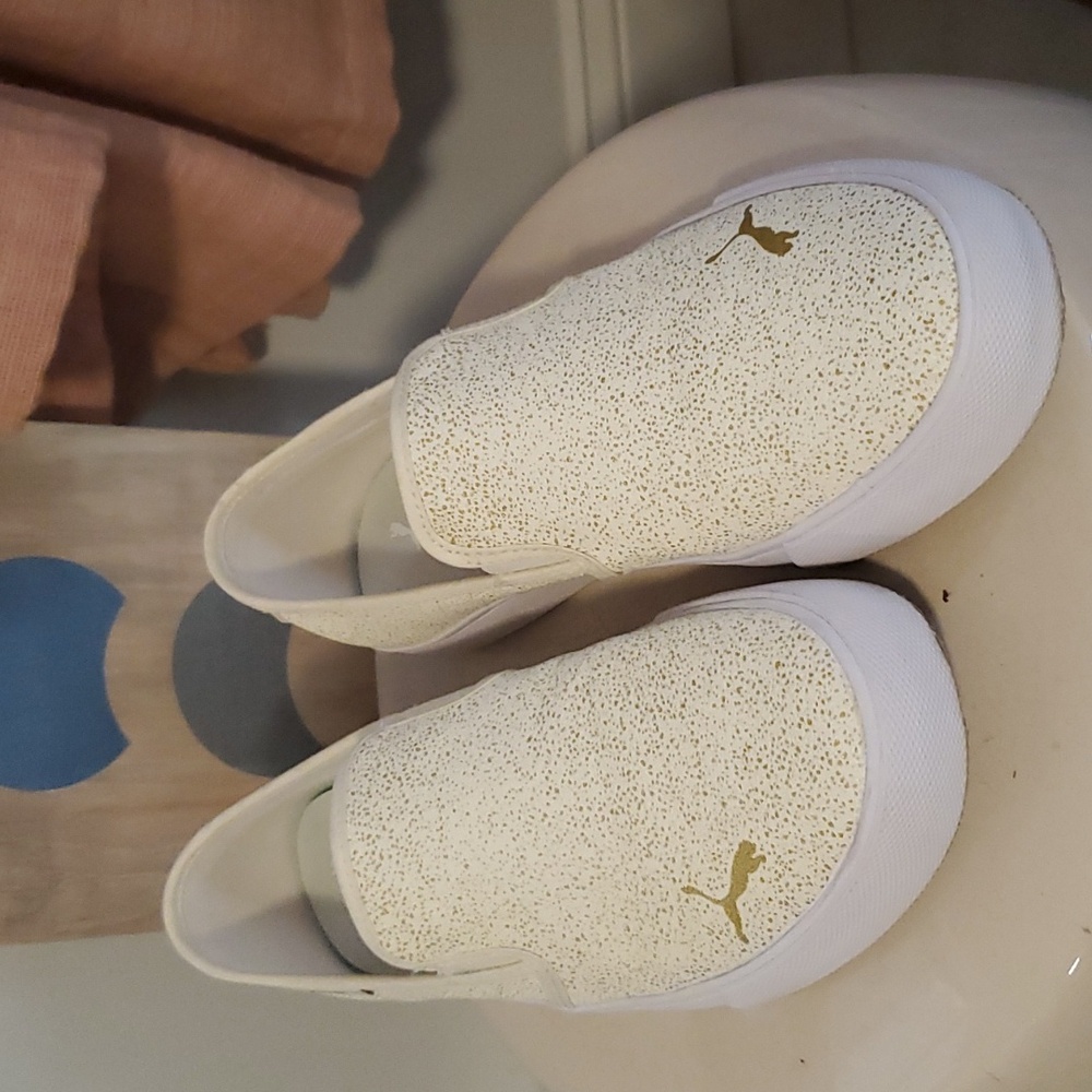Puma slip ons
